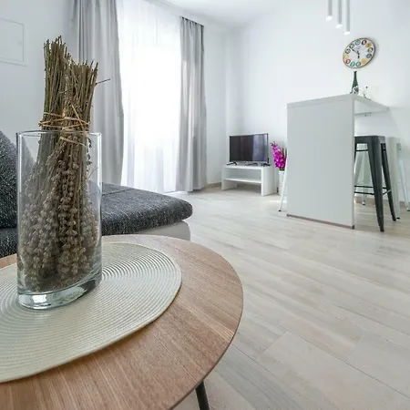 Monidul Apartment